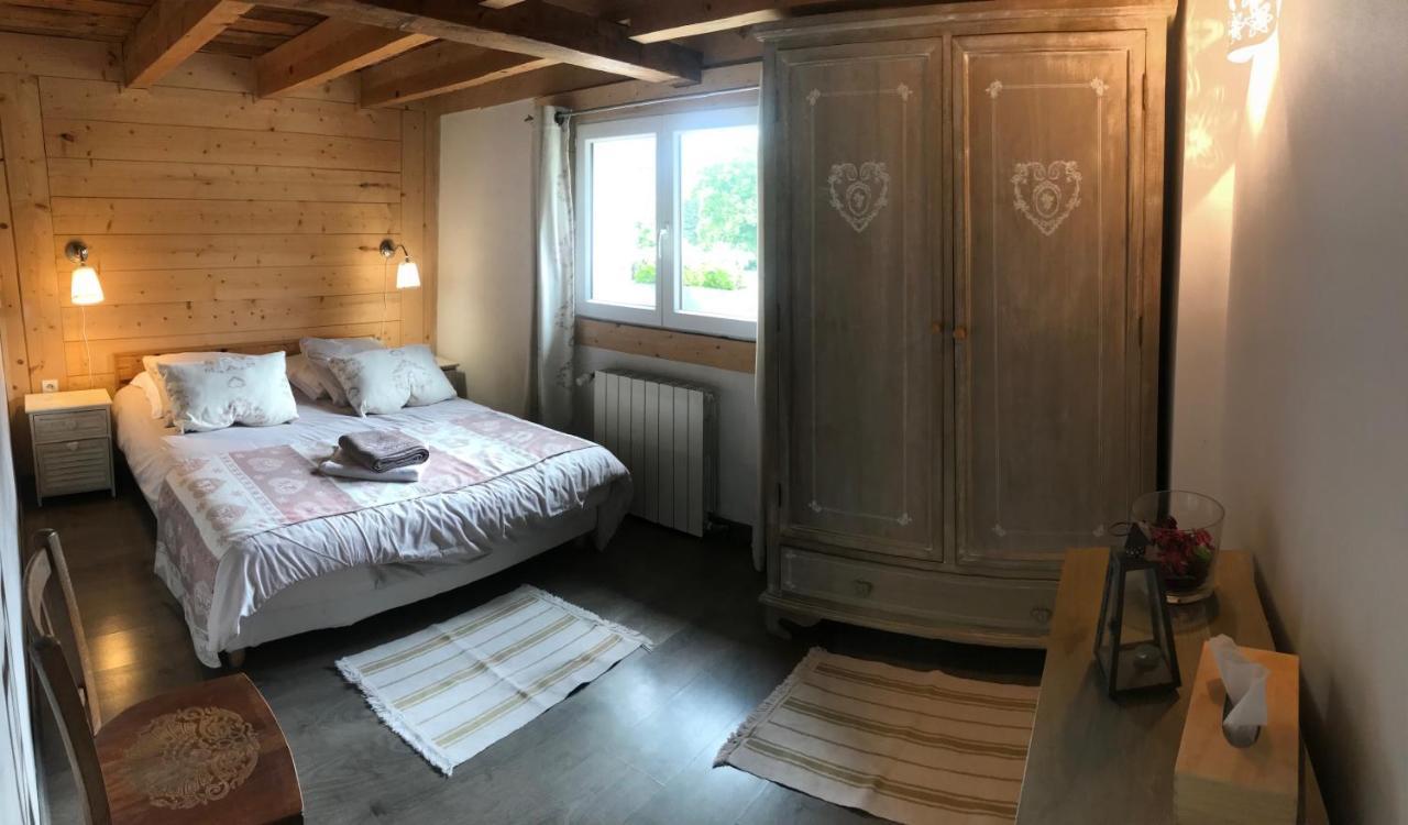 Chez Julie Couette-café *